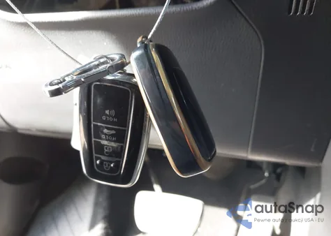 2022 Toyota Highlander Le z USA, uszkodzony, nr VIN 5TDZZRAH8NS102950